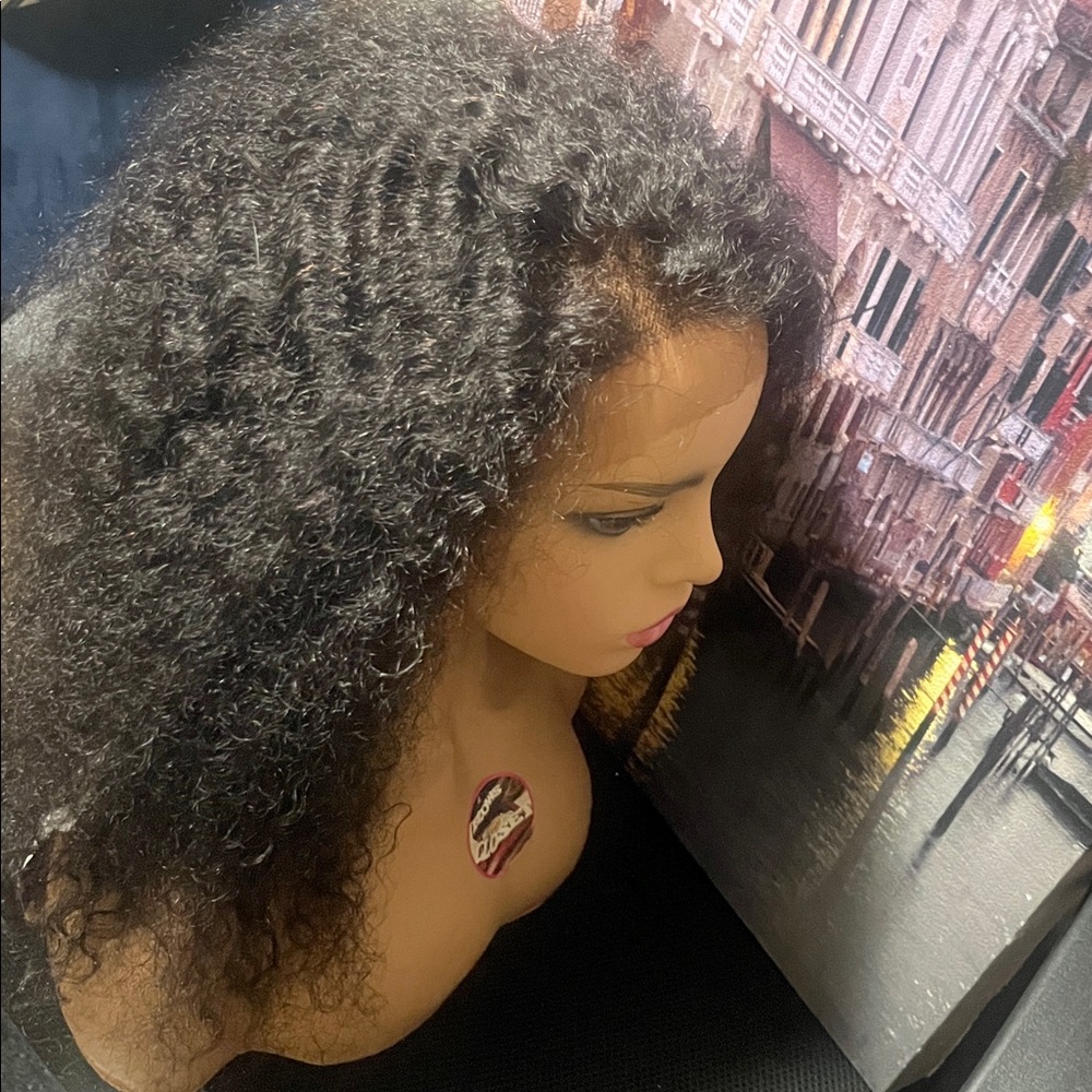 Black Voluminous bohemian wet & wavy Texture lace wig 100% human hair - Picture 3 of 5
